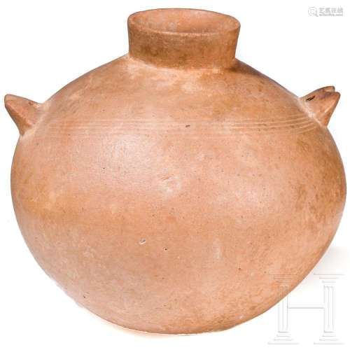 A Near East early Bronze Age ceramic vessel, late 3rd millen...