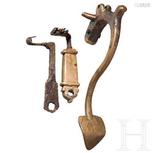 Celtic bronze handle and two Roman keys