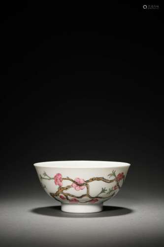 A QING  PERIOD FAMILLE ROSE 'FLORAL' BOWL