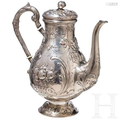 A large silver coffee pot, Munich, Weishaupt, circa 1900