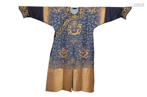 A GOLD DRGON ROBE