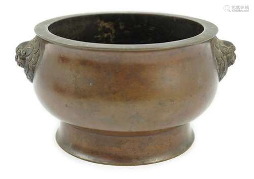 A Chinese bronze censer, gui, small seal script private mark...