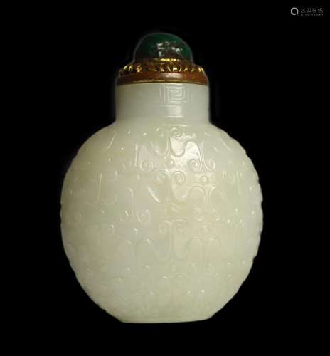 A good Chinese archaistic white jade snuff bottle, 1780-1850