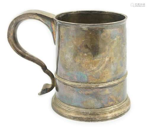 A Queen Anne silver mug, by Richard Bayley?