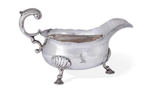A George II silver sauce boat, London 1744, David Hennell I,...