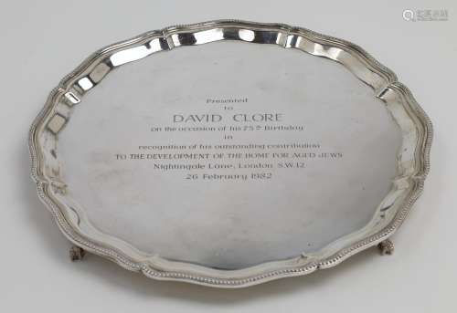A modern silver salver, Birmingham, 1981, J B Chatterley &am...