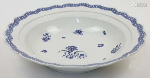 A large Caughley porcelain shaped circular deep dish, late 1...