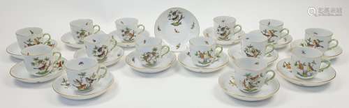A group of fourteen Herend Rothschild Bird pattern porcelain...