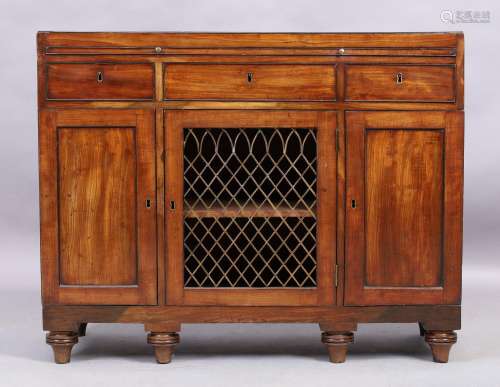 A Regency mahogany side cupboard, first quarter 19th century...