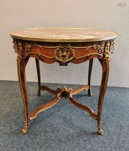 SALON TABLE IN LOUIS XVI - STYLE