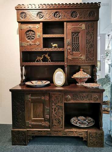 NEO-GOTHIC SIDEBOARD