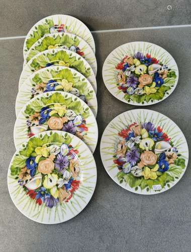 8 TAITÙ PLATES