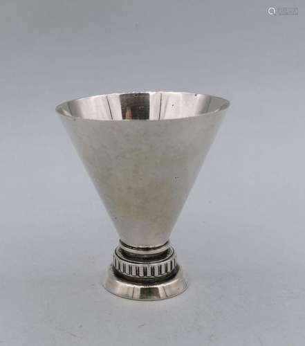 ART DECO FUNNEL CUP