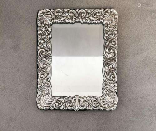 TABLE MIRROR