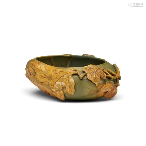 A CARVED GREEN AND RUSSET 'DUAN' 'MELON-FORM' WASHER 20th ce...
