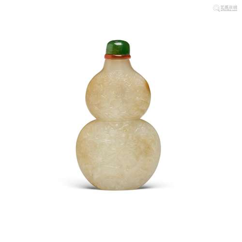 A CARVED NEPHRITE 'DOUBLE GOURD' SNUFF BOTTLE 1820-1880