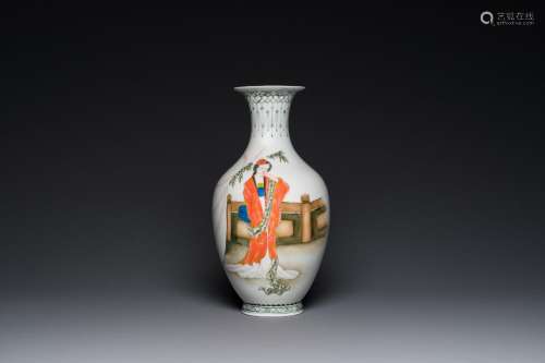 A Chinese vase with a female beauty, Huai Ren Tang 懷仁堂 ma...