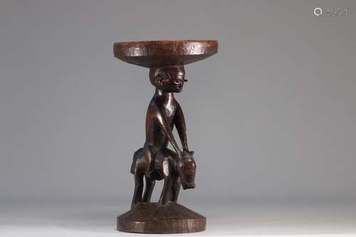 Rare tabouret Pende provenant de la Rep. Dem. Congo ex: R.Ve...