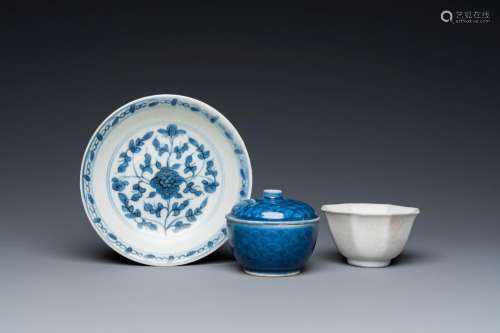 Three Chinese blue and white shipwreck porcelain wares, Tran...