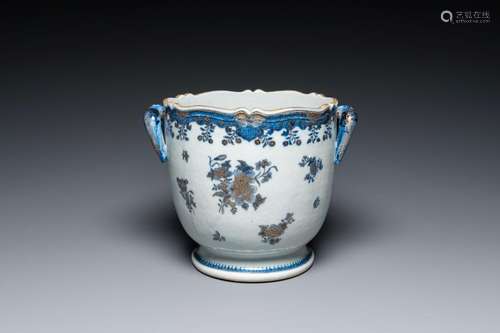 A Chinese blue and white gilt-decorated wine cooler, Qianlon...