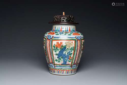 A Chinese wucai vase with wooden cover, Transitional period