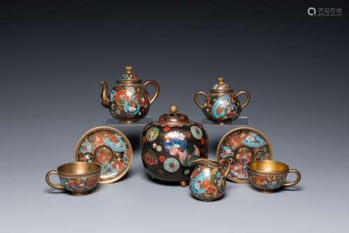 Eight Japanese cloisonné wares, Meiji, 19/20th C.