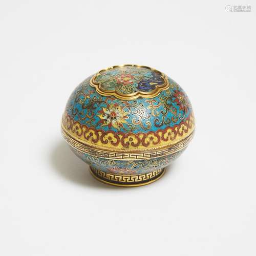 A Cloisonné Enamel Box and Cover, Qianlong Mark, 乾隆款 铜胎...