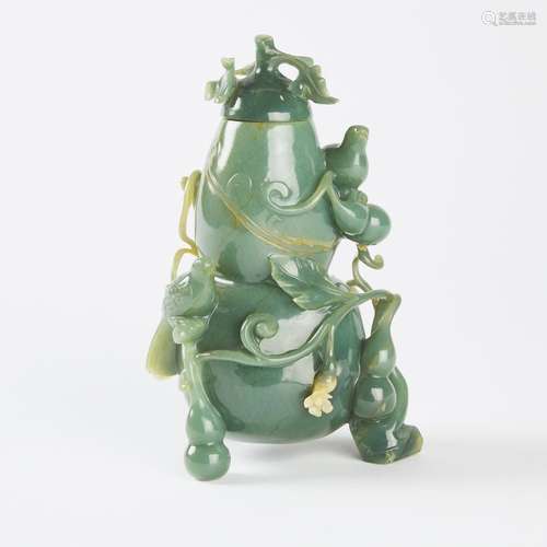 A Jadeite Double-Gourd Lidded Vase, Republican Period, 民国 ...