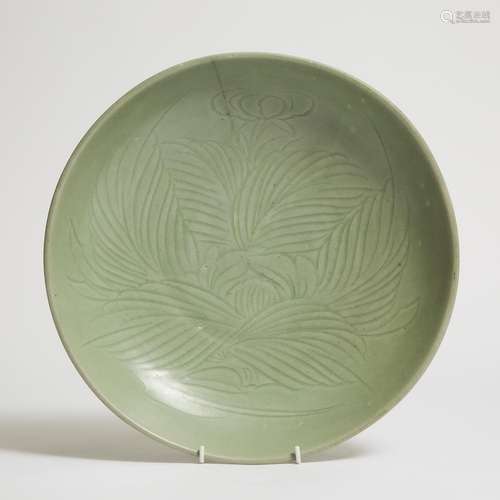 A Celadon 'Floral' Charger for the Southeast Asian Market, 1...