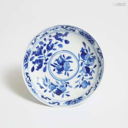 A Blue and White 'Sanduo' Dish, Guangxu Mark, 光绪款 青花'三...