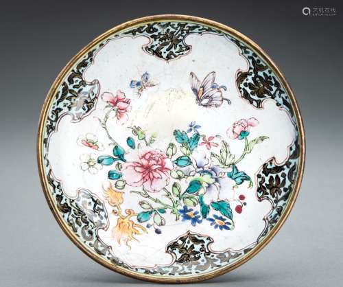 A CANTON ENAMEL ‘FLOWERS AND BUTTERFLIES’ DISH, QING