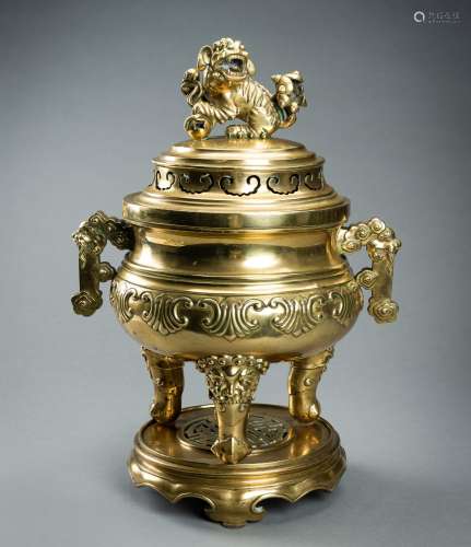 A MASSIVE GILT BRONZE TRIPOD CENSER WITH STAND AND COVER, QI...