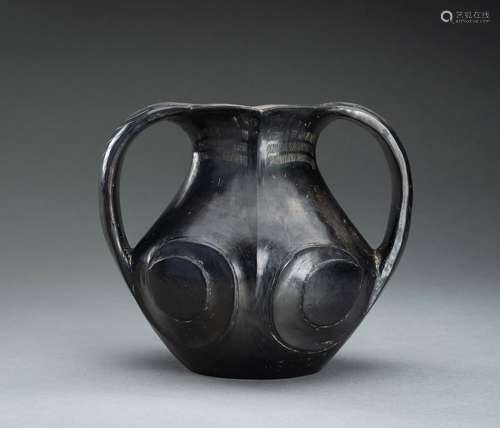 A HAN DYNASTY STYLE BLACK POTTERY AMPHORA