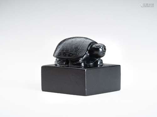 A BLACK JADE ‘TURTLE’ SEAL