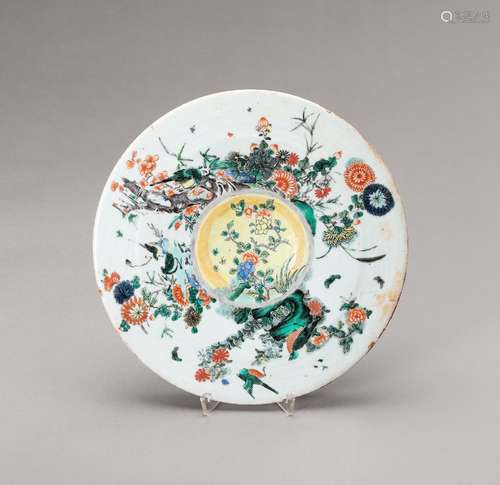 A FAMILLE VERTE CERAMIC TRAY, QING DYNASTY