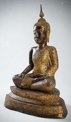 A LARGE GILT-LACQUERED BRONZE FIGURE OF SEATED BUDDHA, RATTA...