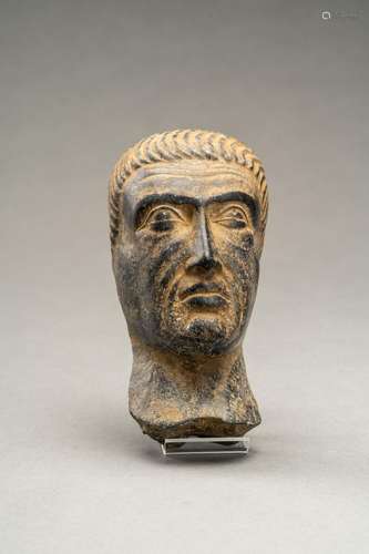 A GRAY STONE HEAD IN THE GRECO-BACTRIAN STYLE