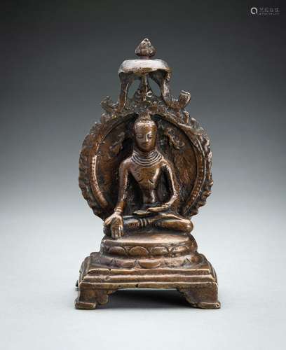 A SMALL BRONZE FIGURE OF BUDDHA SHAKYAMUNI, PALA STYLE