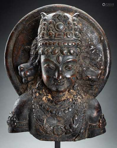 A BUST OF VAIKUNTHA VISHNU