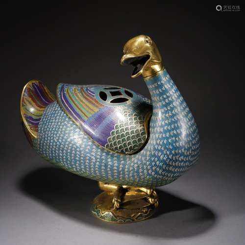 A CLOISONNE ENAMEL DUCK SHAPED INCENSE CAGE,QING