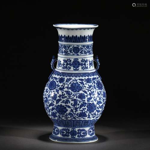 A BLUE&WHITE ENTWINE BRANCHES FLOWERS VASE /QING DYNASTY