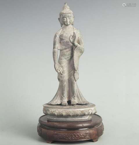 A FINE BRONZE CUNDHI BODHISATTVA STATUE