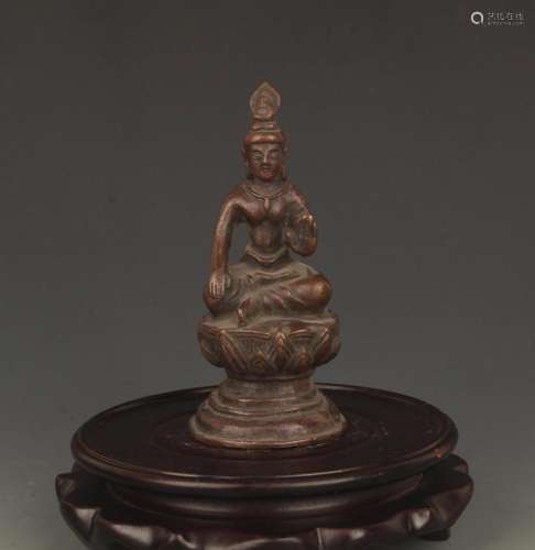A FINELY CARVED SMALL BRONZE GUAN YIN FIGURE