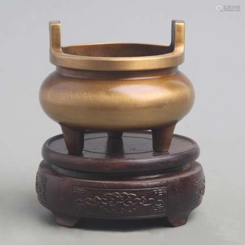 A FINE DOUBLE EAR THREE FOOT BRONZE CENSER