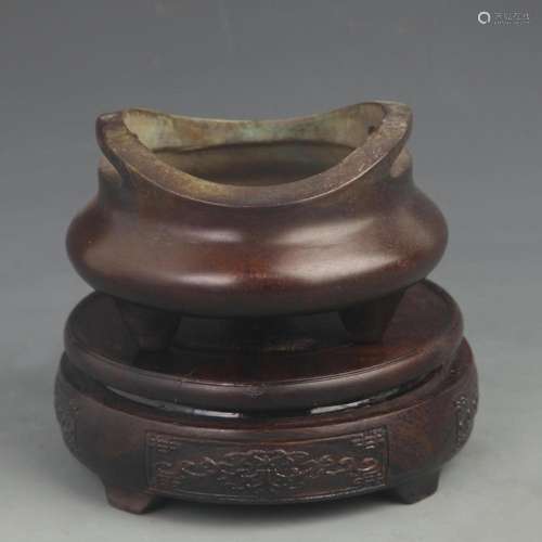 A FINE DOUBLE HANDLE BRONZE CENSER