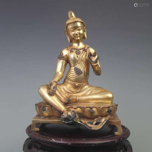 A FINE BRONZE MADE GUAN YIN BUDDHA STATUE