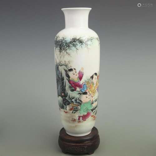 A FINE FAMILLE ROSE BOY PATTERN CYLINDER PORCELAIN VASE