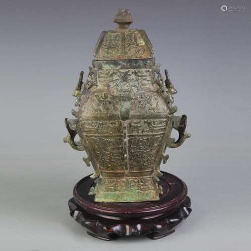 A FINE COPY OF XI ZHOU STYLE BRONZE VASE