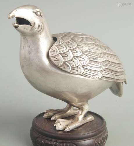 A FINE BIRD FIGURE WHITE BRONZE JAR