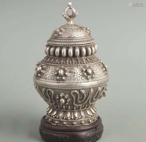 A FINE WHITE BRONZE MADE JAR WITH LID